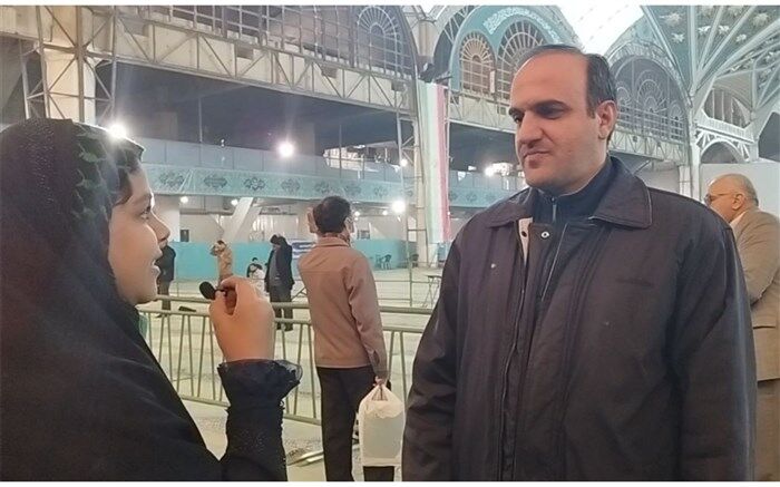 در طرح «سه میم » دانش‌آموزان با حضور اولیا و مربیان،  به مساجد کنار مدرسه می روند و مباحث دینی را فرا می‌گیرند