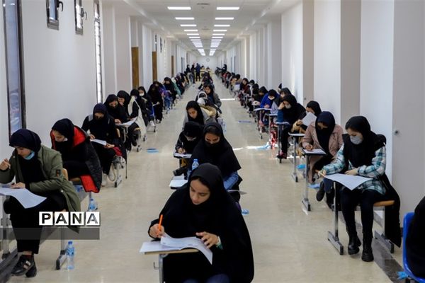 بازدید استاندار خراسان جنوبی از روند برگزاری آزمون سراسری