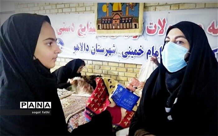مادر؛ چگونه می توان تو را توصیف کرد؟