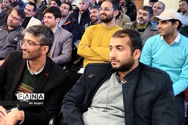 کارگاه آسیب‌ها و ویژگی‌های نوجوان امروزی در حاشیه دوره راه مربی در دماوند
