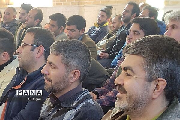 کارگاه آسیب‌ها و ویژگی‌های نوجوان امروزی در حاشیه دوره راه مربی در دماوند