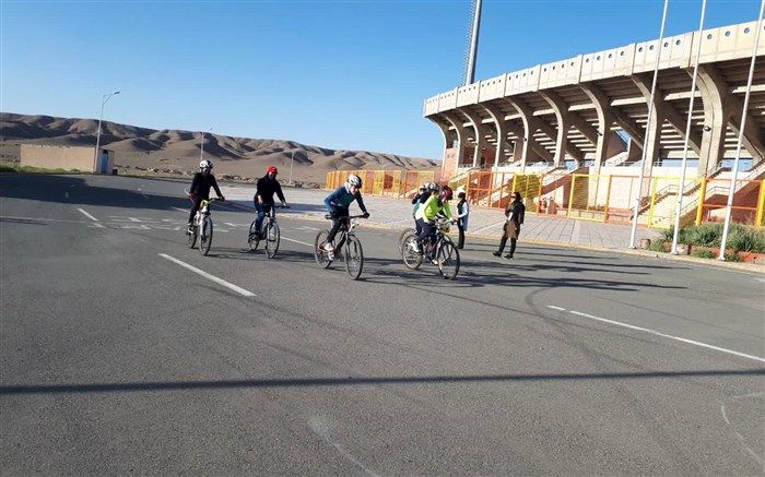 مسابقه دوچرخه‌سواری بانوان در بیرجند برگزار شد