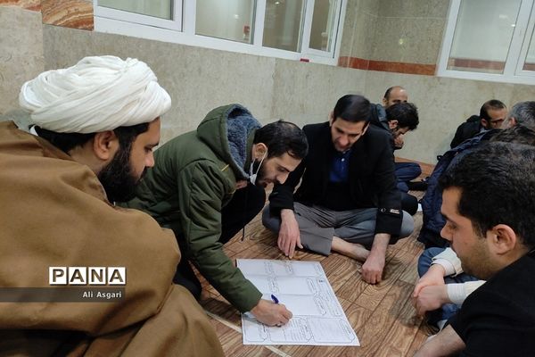 بوم ایده‌پردازی نقش مدرسه در کنترل آسیب‌های اجتماعی