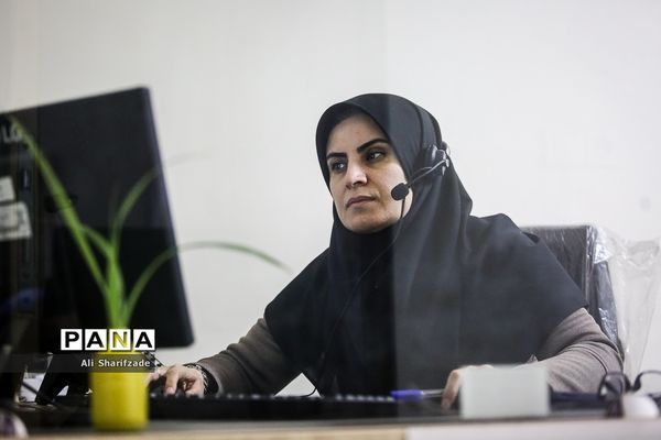 مرکز تلفن مشاوره خدمات روانشناختی توحید