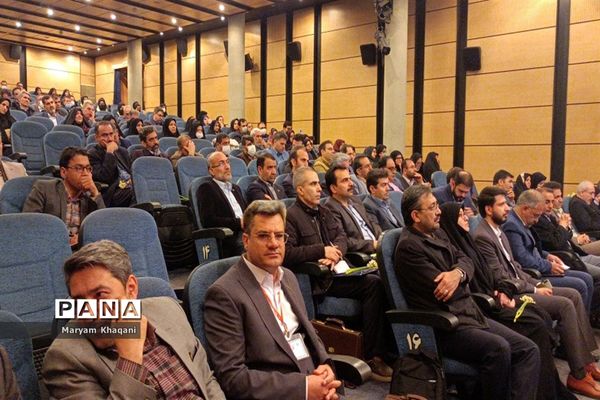 گردهمایی مدیران مدارس سمپاد کشور در شیراز