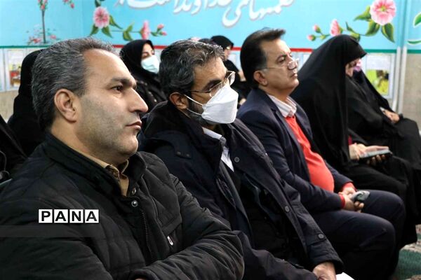 برگزاری مراسم تقدیر از مدیران خادم‌الحسینی  در دبستان موجانی ناحیه 2 شهرری