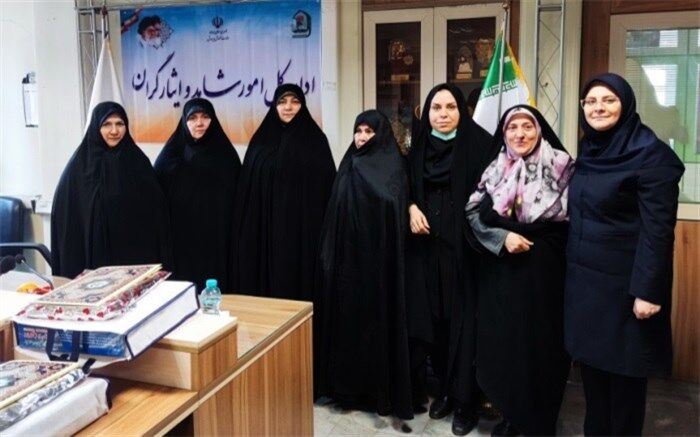 تجلیل و تقدیر از زنان شاغل در اداره کل امور شاهد و ایثارگران وزارت آموزش و پرورش