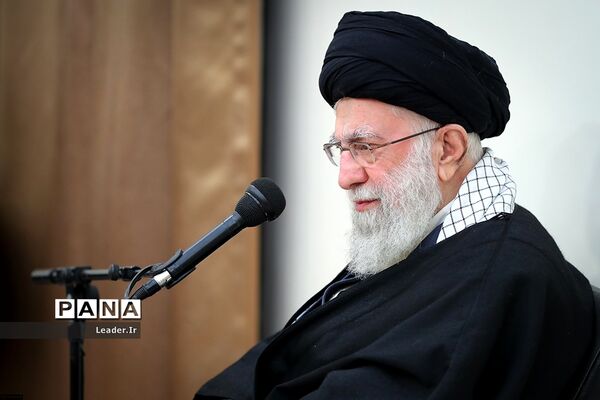 دیدار جمعی از مسئولان سازمان تبلیغات اسلامی با رهبر انقلاب