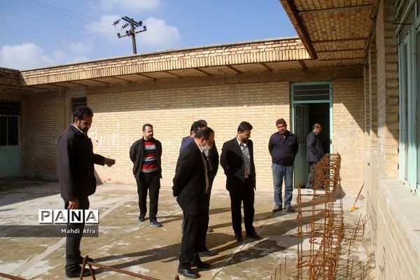 بازدید وزارتی از هنرستان‌های شهرستان بهبهان