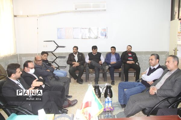 بازدید وزارتی از هنرستان‌های شهرستان بهبهان