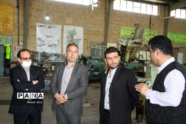 بازدید وزارتی از هنرستان‌های شهرستان بهبهان