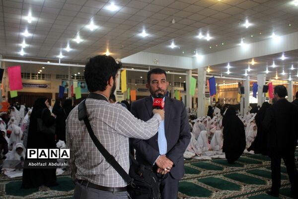 جشن تکلیف ۲هزار دانش‌آموز دختر بوشهری