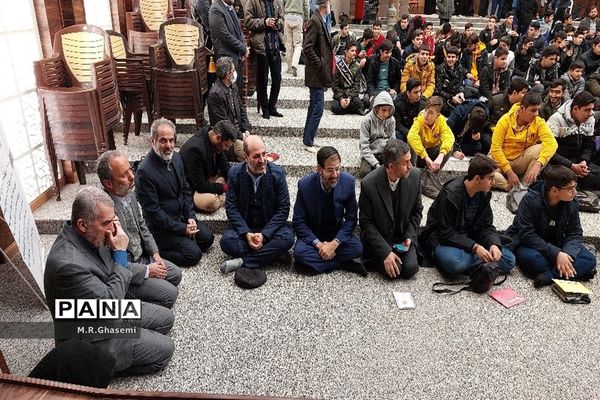 نخستین روز کاردوی آموزشی نمایشگاه مدرسه انقلاب در قم