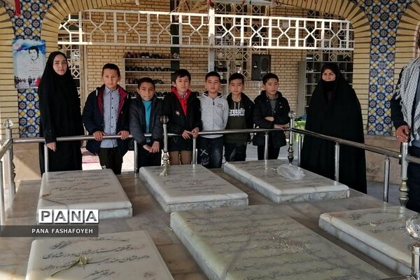 نماز جمعه فشافویه با حضور دانش‌آموزان