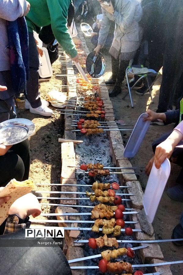 دومین روز کاردوی آموزشی نمایشگاه‌های«مدرسه انقلاب» ویژه دختران در قم-2