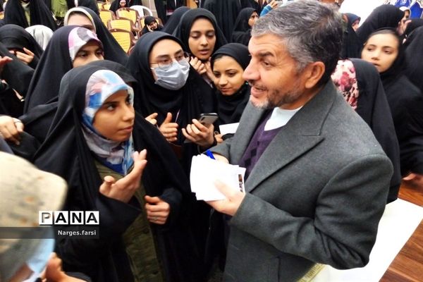 دومین روز کاردوی آموزشی نمایشگاه‌های«مدرسه انقلاب» ویژه دختران در قم-2