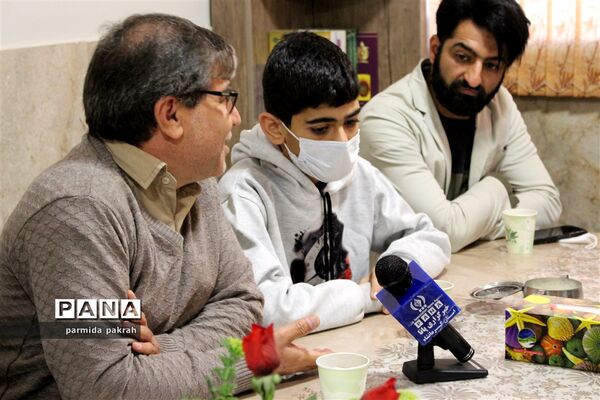 تجلیل از دانش‌‎آموز کرمانشاهی رتبه نخست استانی در پویش هیس طوری