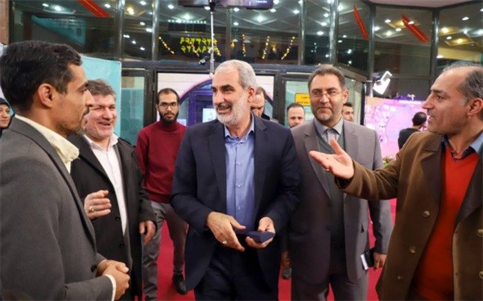 مجموعه مستند «انسان سازان» رونمایی می‌شود