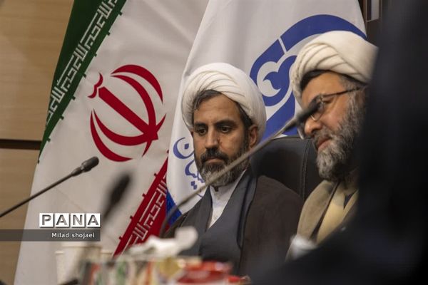 معارفه مسئول جدید نهاد نمایندگی مقام معظم رهبری در دانشگاه فرهنگیان یزد