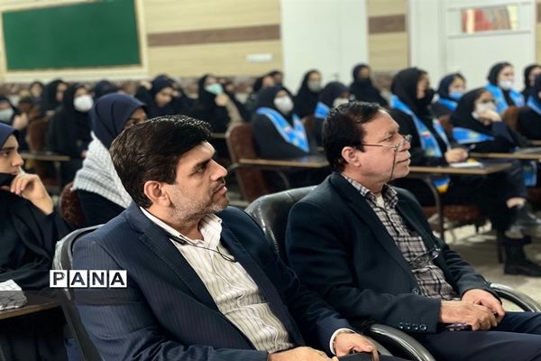 برگزاری نشست آزاد اندیشی ویژه جهاد تبیین در دبیرستان تمام تشکیلاتی رضوان