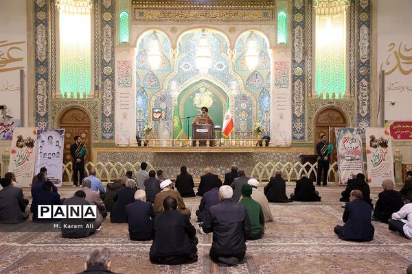 مراسم گرامیداشت شهدای «سرود پرواز» در حرم حضرت معصومه(س)