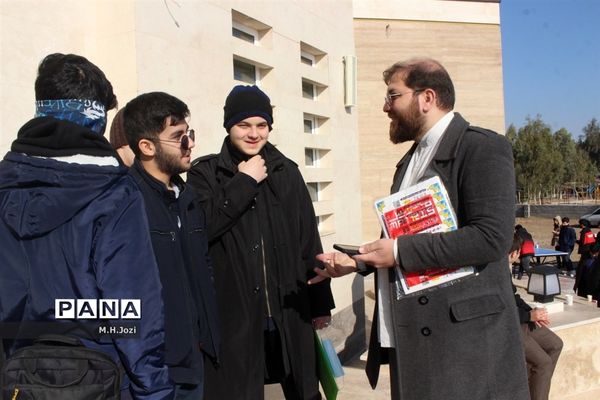 کاردوی نمایشگاه مدرسه انقلاب ویژه پسران در قم-2
