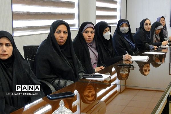 برگزاری جلسه شورای اداری آموزش و پرورش فشافویه