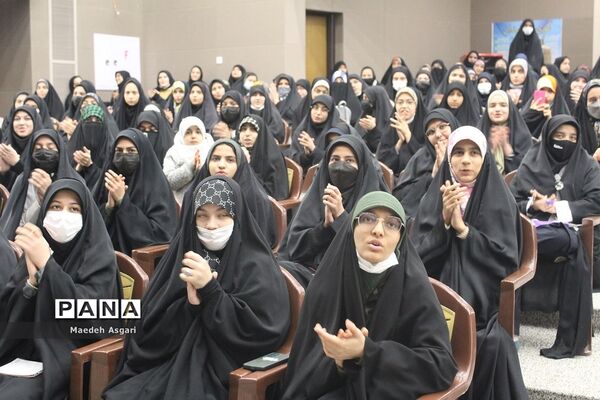 کاردوی آموزشی نمایشگاه مدرسه انقلاب ویژه دختران در قم-3