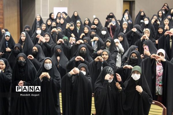 کاردوی آموزشی نمایشگاه مدرسه انقلاب ویژه دختران در قم-3