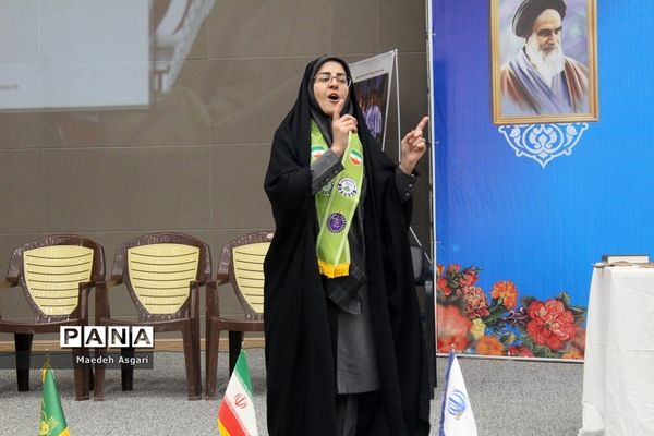 کاردوی آموزشی نمایشگاه مدرسه انقلاب ویژه دختران در قم-3