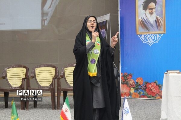 کاردوی آموزشی نمایشگاه مدرسه انقلاب ویژه دختران در قم-3
