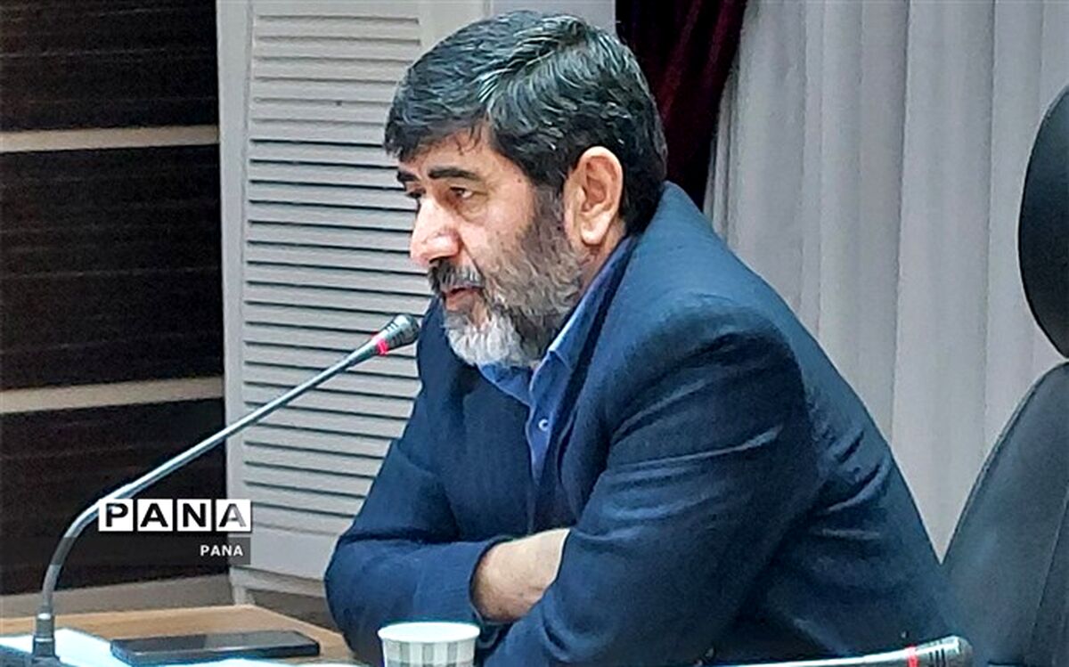 غیور مردان سپاه، همیشه حامی مردم ایران هستند