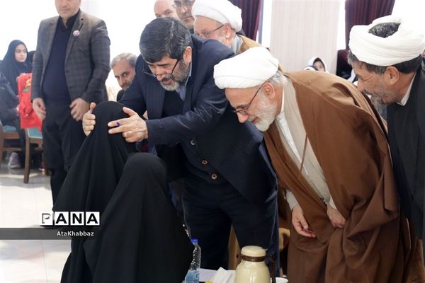 آیین اختتامیه جشنواره عهد دانش‌آموزان دبستانی با حاج قاسم در تبریز