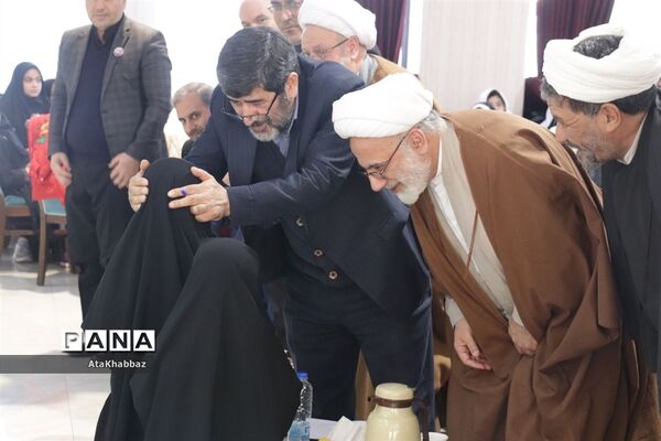 آیین اختتامیه جشنواره عهد دانش‌آموزان دبستانی با حاج قاسم در تبریز