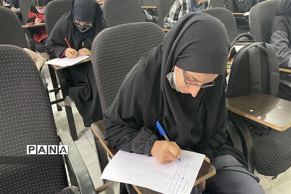 برگزاری مسابقه انشا‌نویسی نماز ویژه دانش‌آموزان ناحیه یک اهواز