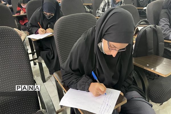 برگزاری مسابقه انشا‌نویسی نماز ویژه دانش‌آموزان ناحیه یک اهواز