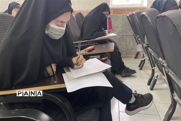برگزاری مسابقه انشا‌نویسی نماز ویژه دانش‌آموزان ناحیه یک اهواز