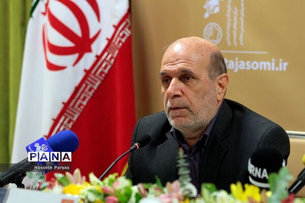 نشست خبری پانزدهمین جشنواره هنرهای تجسمی فجر