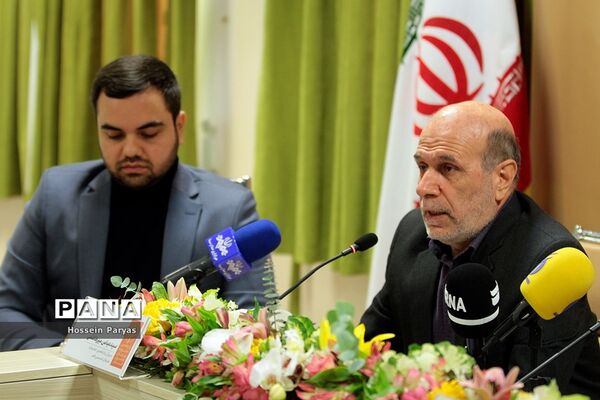 نشست خبری پانزدهمین جشنواره هنرهای تجسمی فجر
