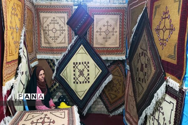 ‌‌نمایشگاه صنایع‌دستی، سوغات و هدایا در شهرستان قاین