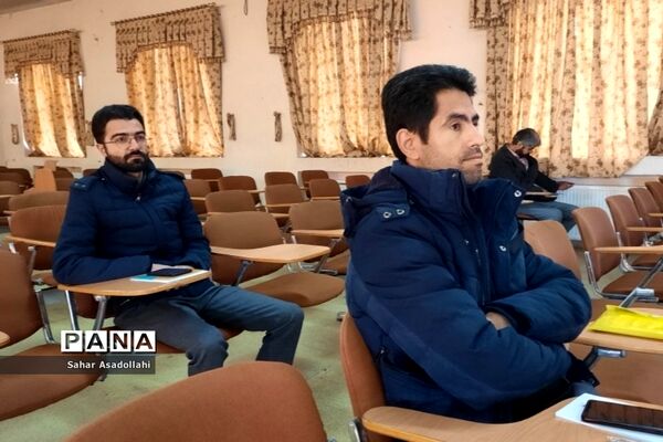 نشست هماهنگی  برنامه‌های «فجر علوی» در دماوند