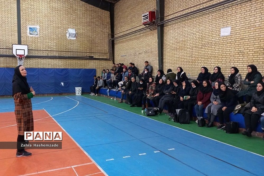 ‌برگزاری دوره‌ توانمندسازی نیروهای جدیدالورود در سالن ورزشی فتح‌المبین در شهرری