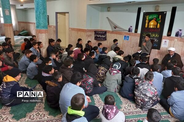 برگزاری جشن ماه رجب و میلاد امام‌ محمد باقر(ع) در دبیرستان ۱۳ آبان رودهن