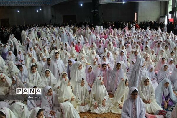 جشن عبادت در محمودآباد