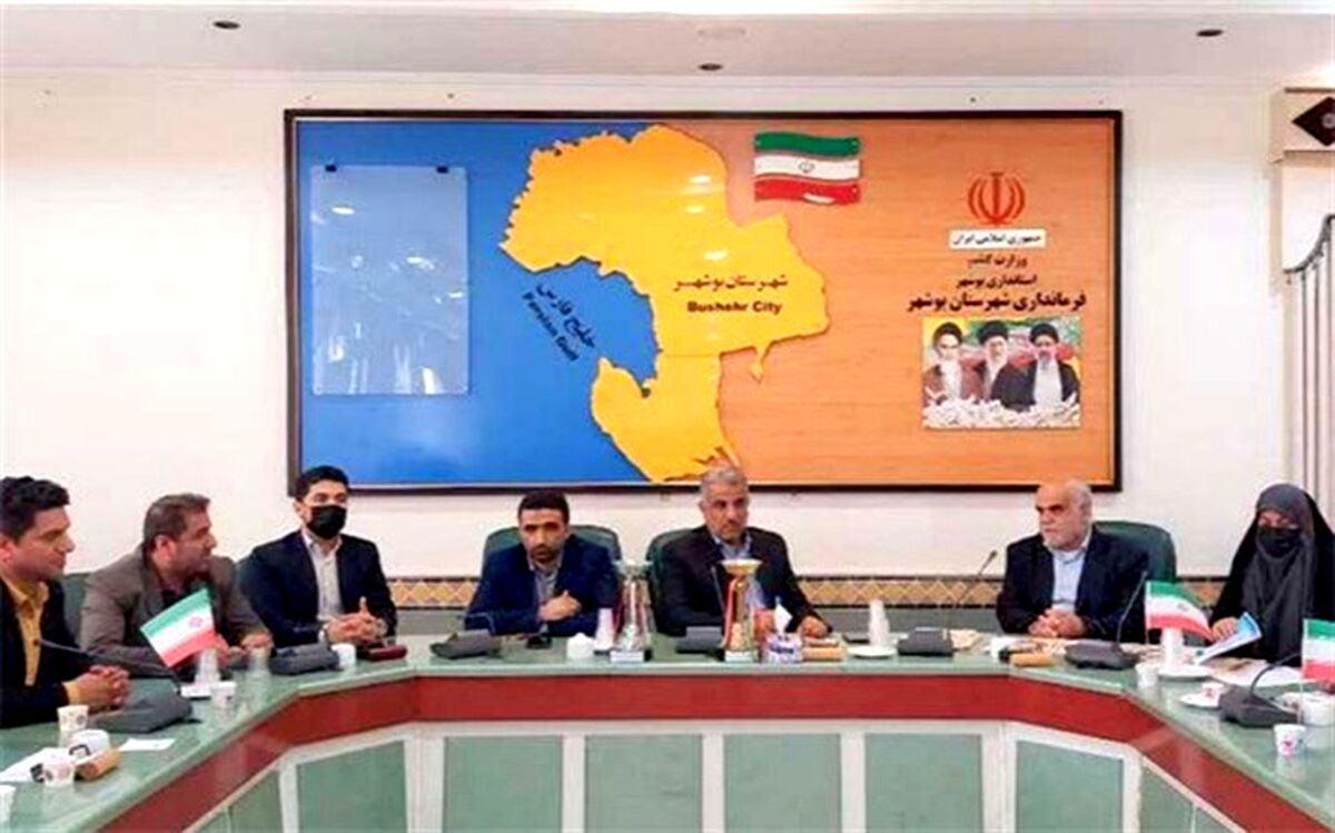 بانوان نقش ارزنده‌ای در پیروزی انقلاب اسلامی و استمرار آن دارند