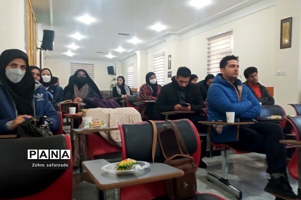 کارگاه دانش‌افزایی فوتسال در آموزش و پرورش رودهن