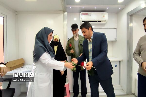 حضور تیم خیرین نورآوران سلامت در اداره آموزش و پرورش شهرستان رباط‌کریم