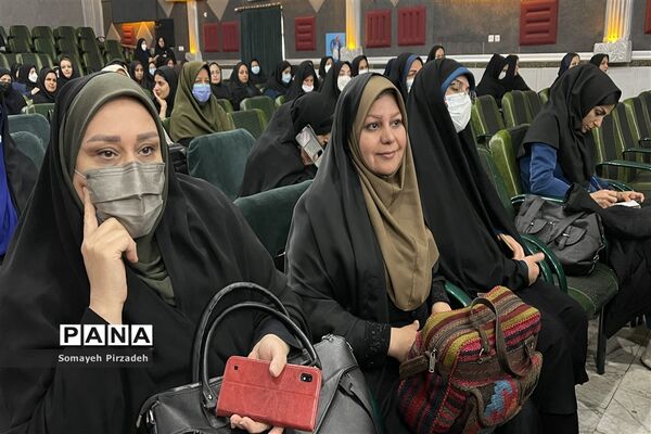 جلسه هماهنگی برنامه‌های دهه فجر در ناحیه یک اهواز