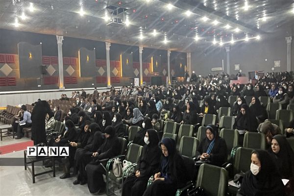 جلسه هماهنگی برنامه‌های دهه فجر در ناحیه یک اهواز