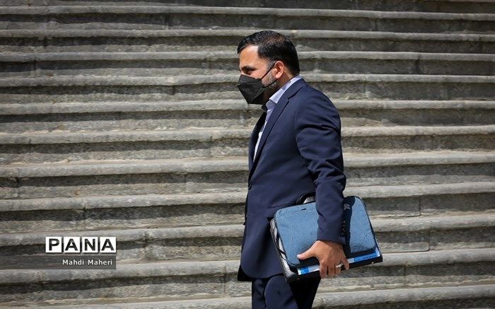 کارت زرد مجلس به‌خاطر موضوعی که اجرای آن قانونا در حوزه اختیارات وزارت ارتباطات نیست